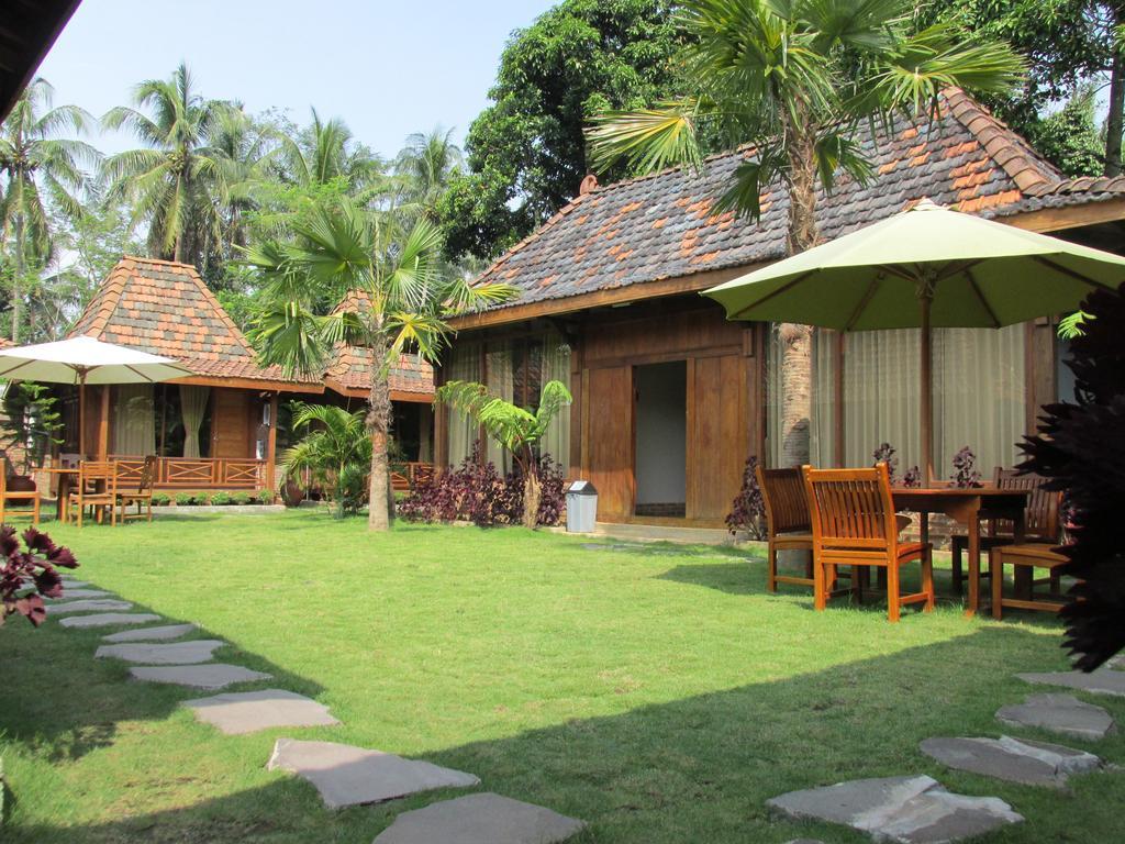 Cempaka Villa Magelang Εξωτερικό φωτογραφία