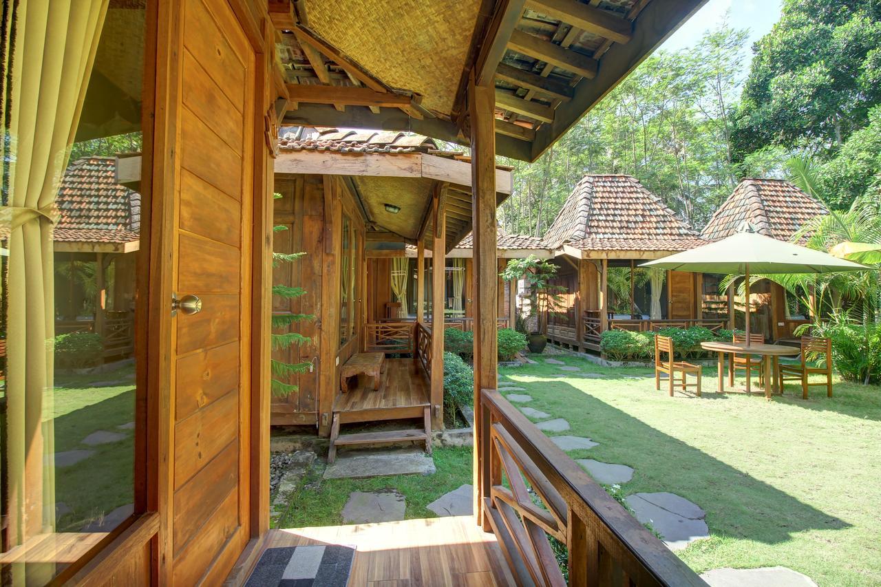 Cempaka Villa Magelang Εξωτερικό φωτογραφία