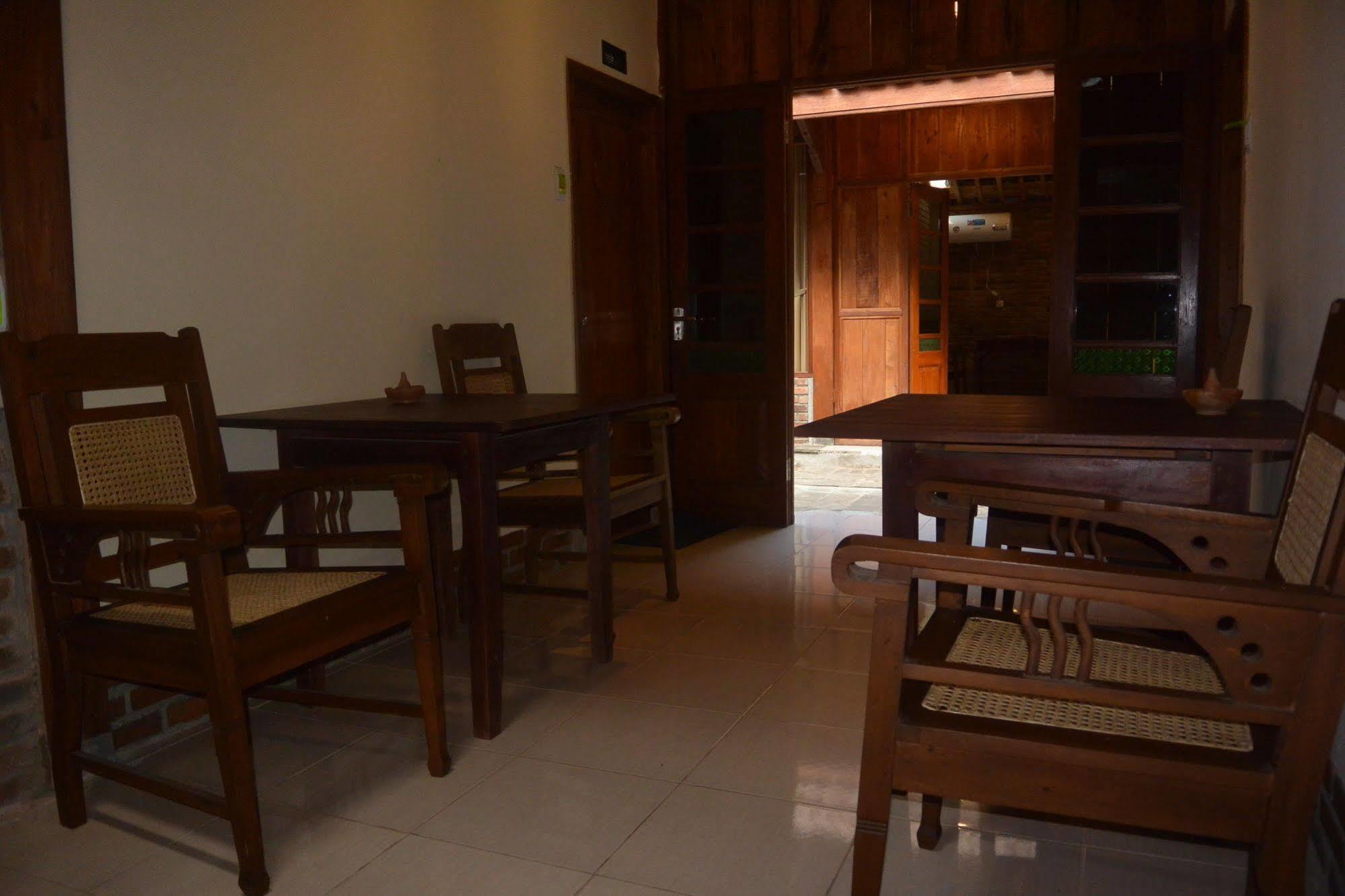 Cempaka Villa Magelang Εξωτερικό φωτογραφία