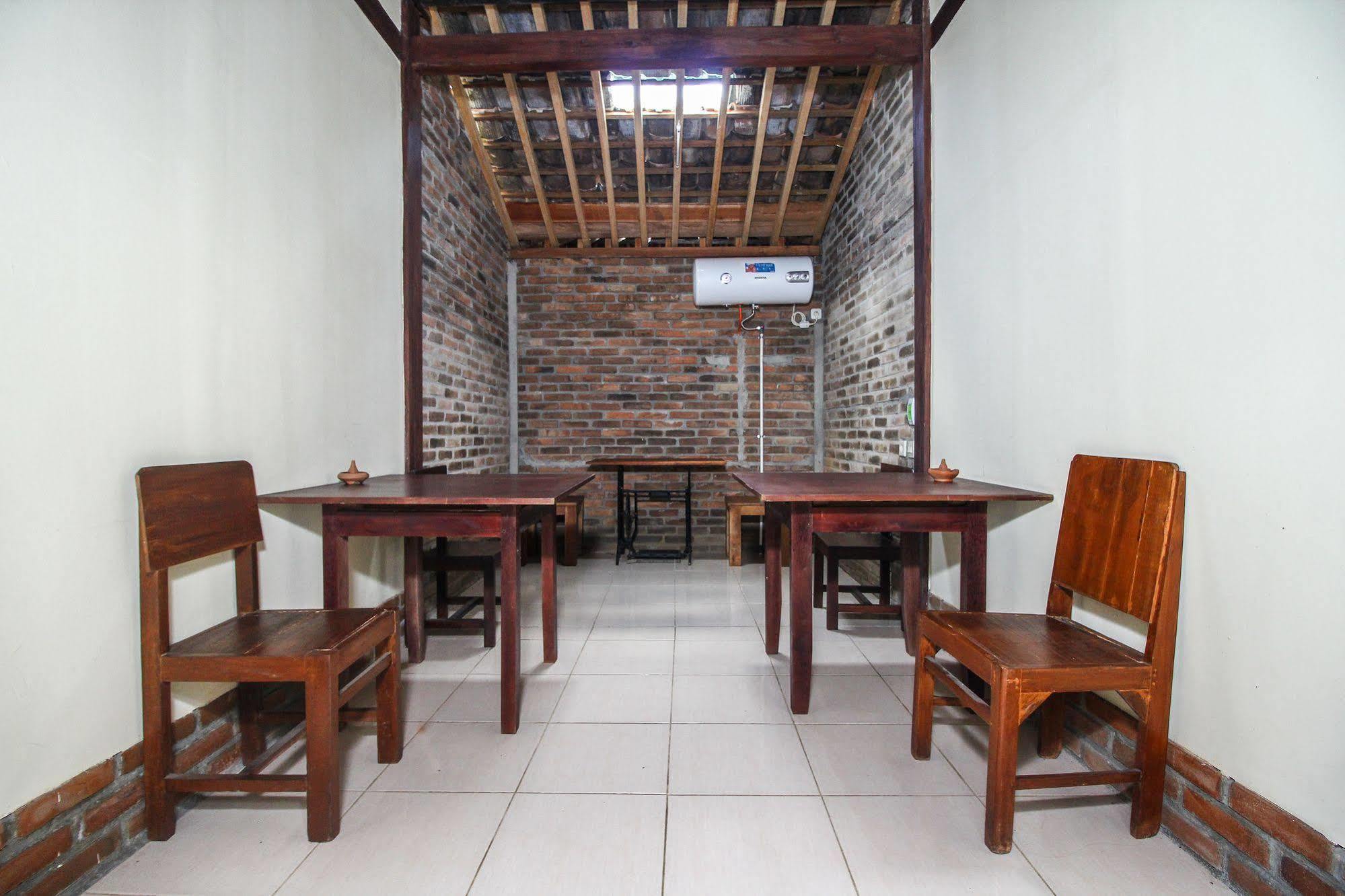 Cempaka Villa Magelang Εξωτερικό φωτογραφία